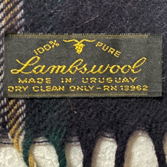 Lambswool Scarf - Picture 5 of 5